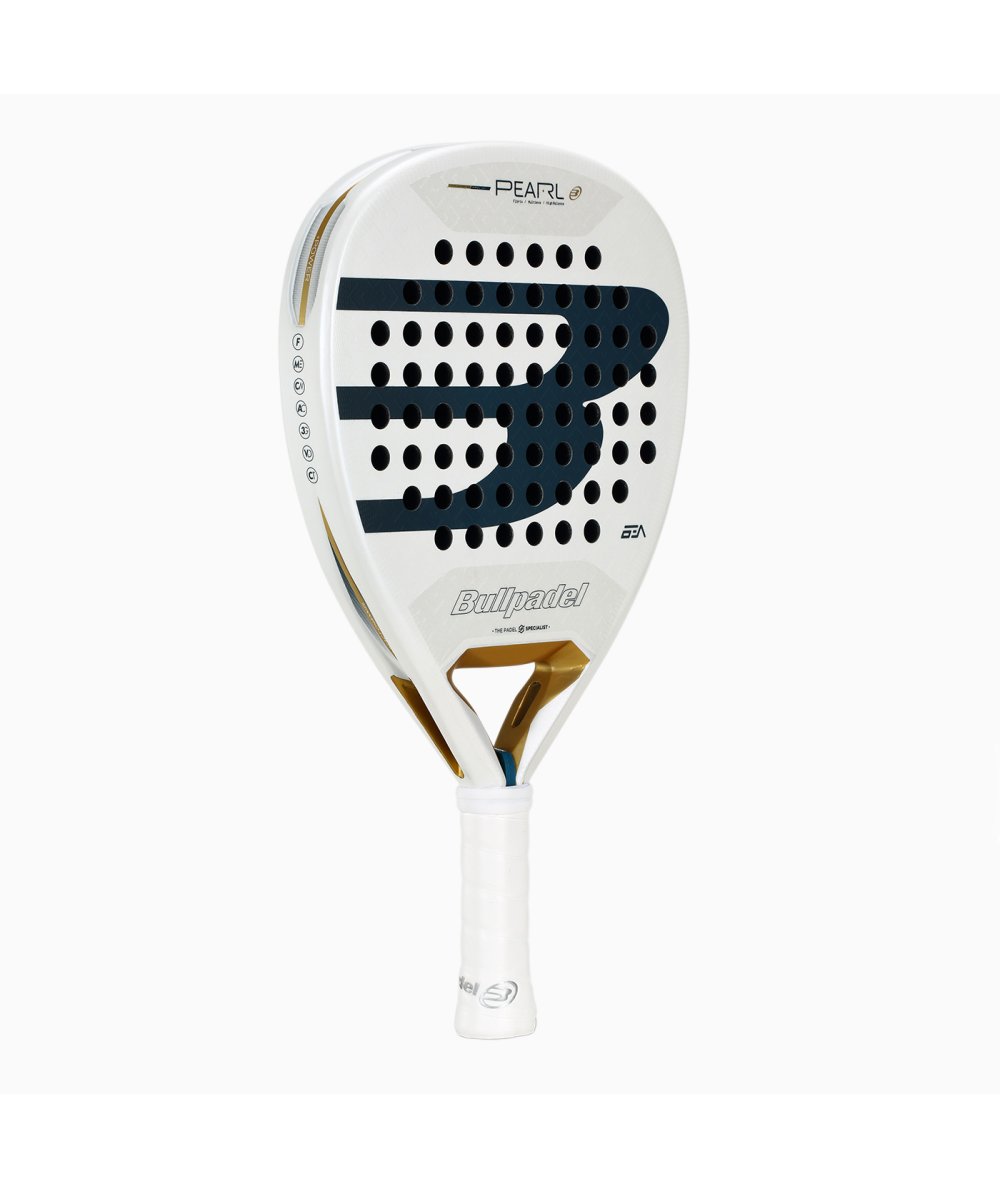 Bullpadel Pearl 26 by Bea González