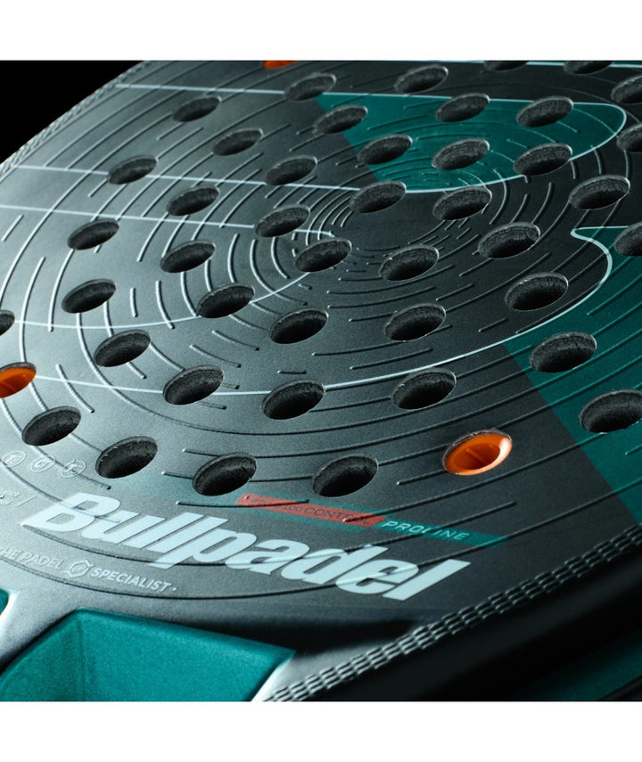 Bullpadel Paquito Navarro Hack 04 Hybrid 2025
