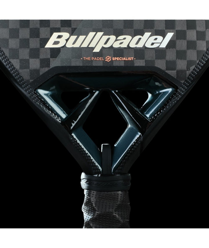 Bullpadel Vertex 04 Hybrid 2025
